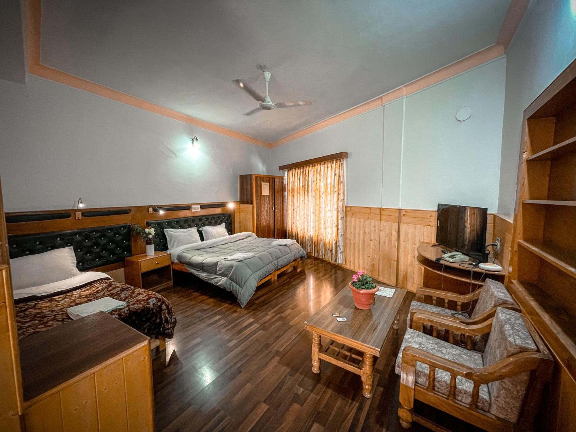 Hotel Shaynam Leh Ngoại thất bức ảnh