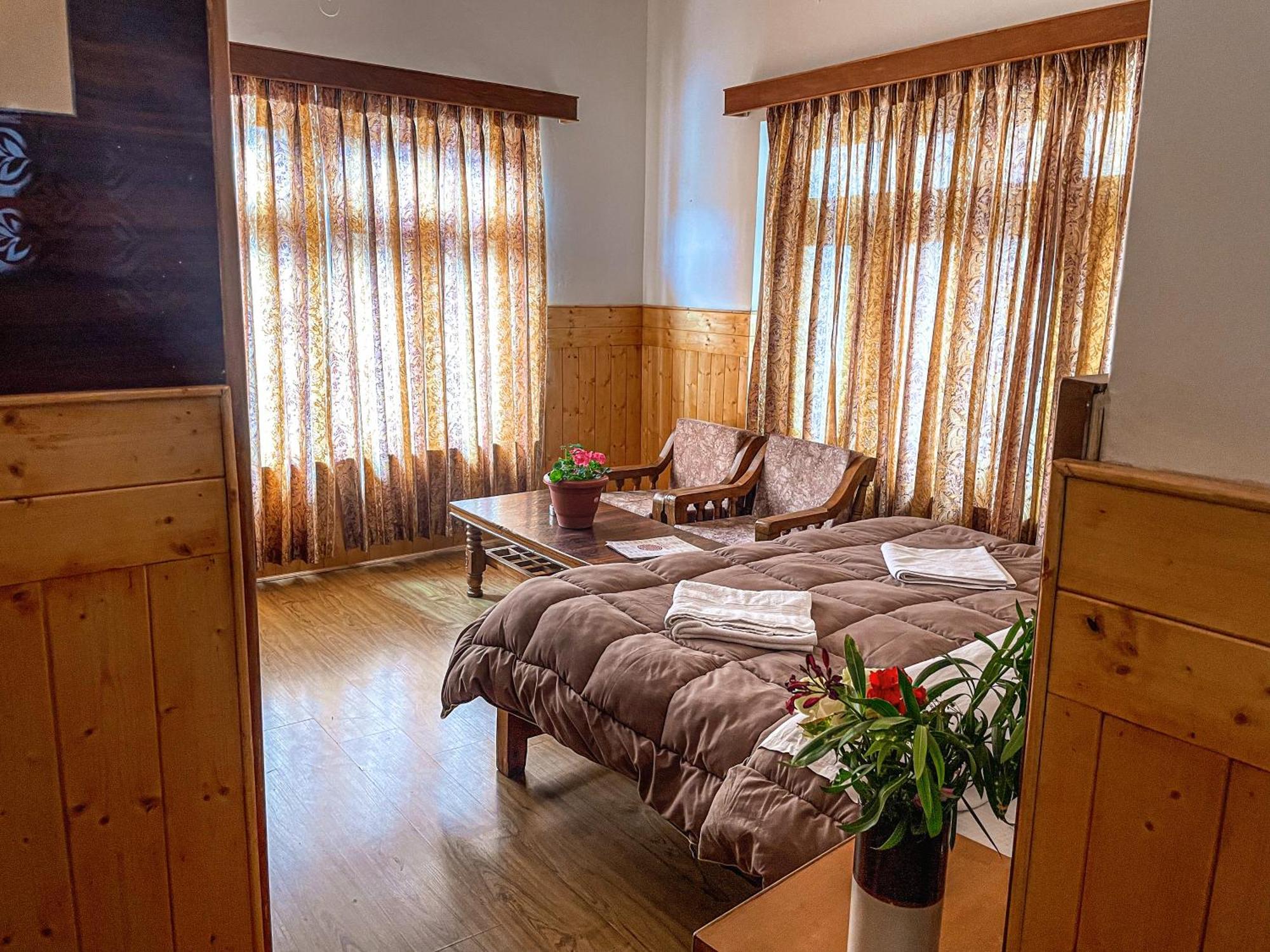 Hotel Shaynam Leh Ngoại thất bức ảnh