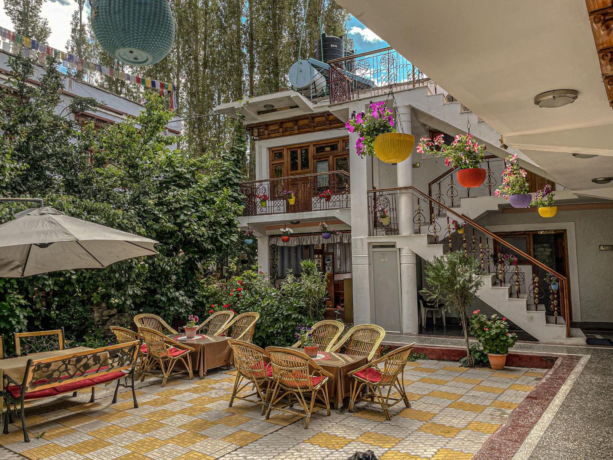 Hotel Shaynam Leh Ngoại thất bức ảnh